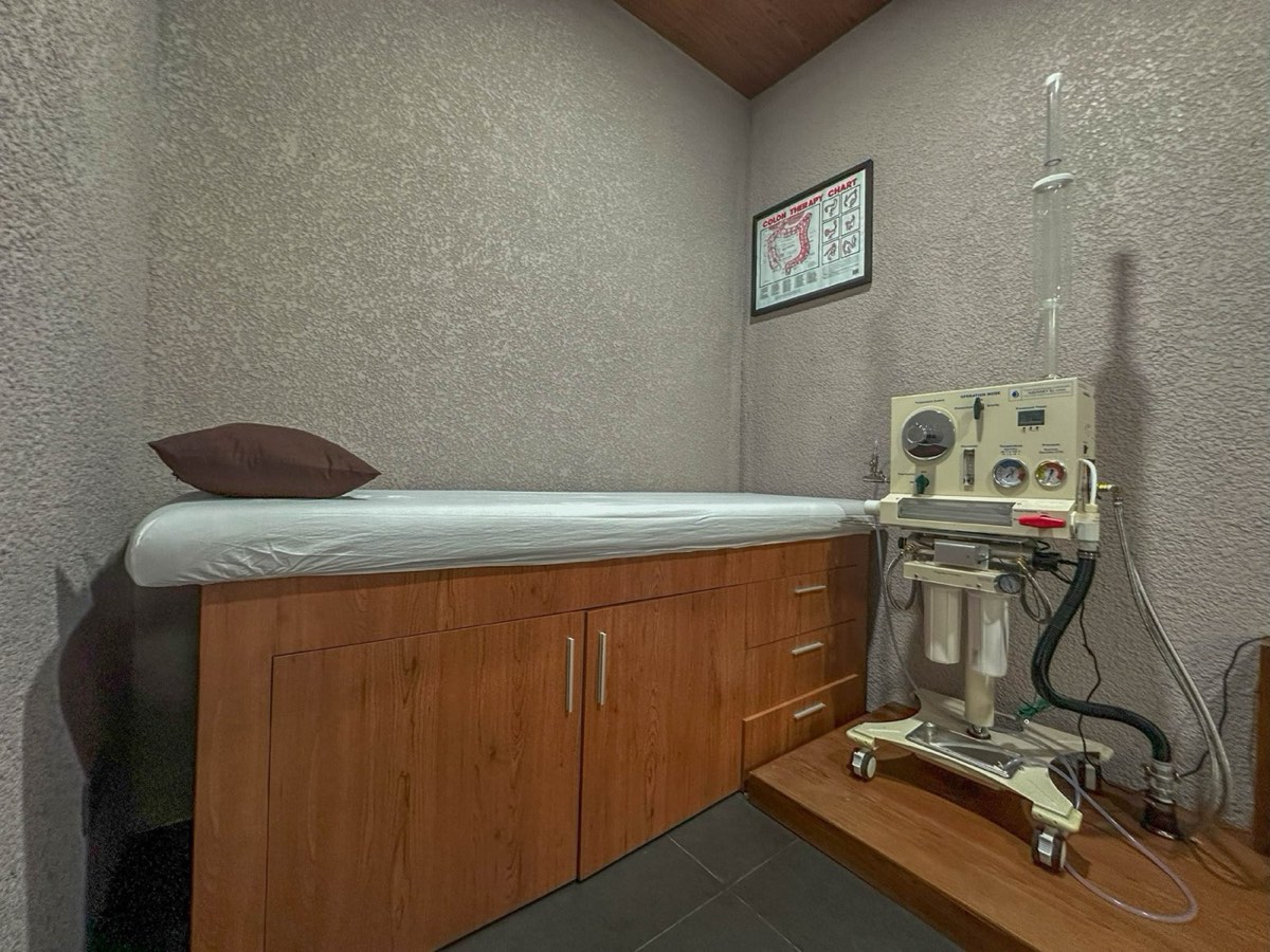 Colonic hydrotherapy treatment room